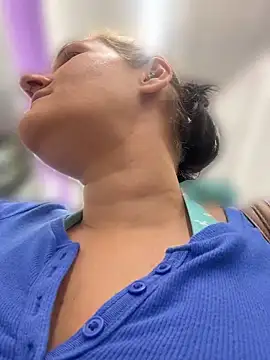 lolabunny9 webcam