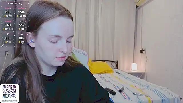 bae_cake_ webcam