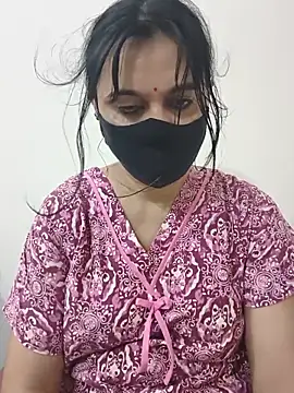 HeartlessGirl webcam