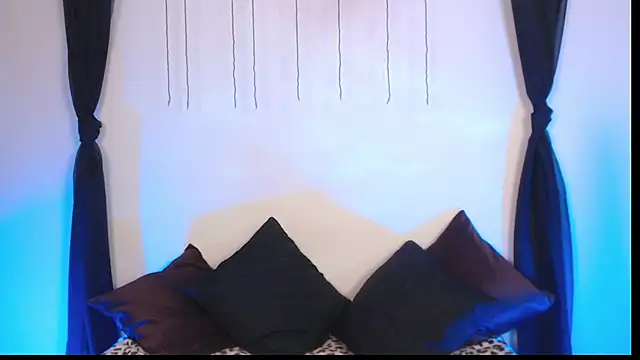 Agatha_Tenebris webcam