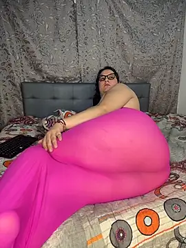 Soe_Lara webcam