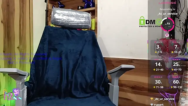 Cuckqueen-Khushi webcam