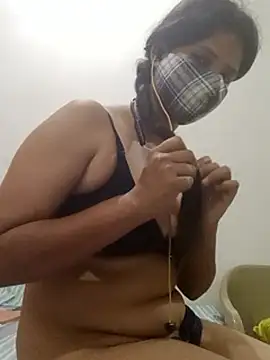 Ipsita-bold webcam
