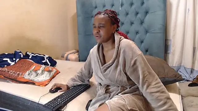 ebonyessence - EbonyEssence's free webcam - UK Sex Cams