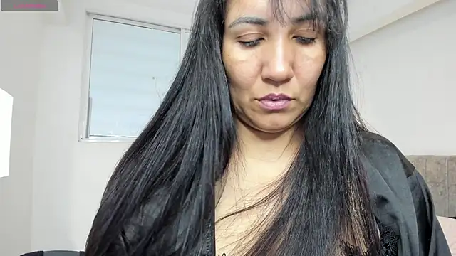 giafox_ - GiaFox_'s free webcam - UK Sex Cams
