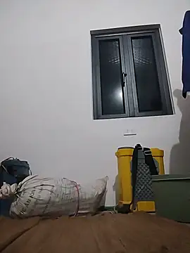 Maiaxoxo79 -   cam model