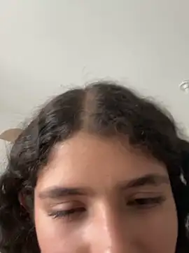 Linda-323 webcam