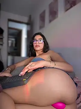DulceLenns webcam