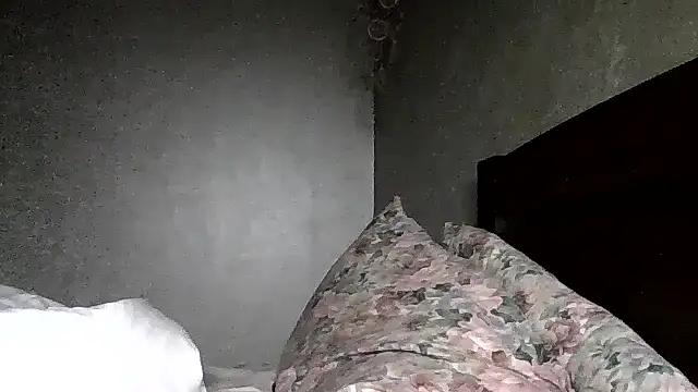 JulianaGold1 webcam