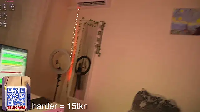 cream_fucks webcam