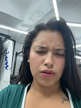 Miss_Bella_Flame from StripChat is Freechat