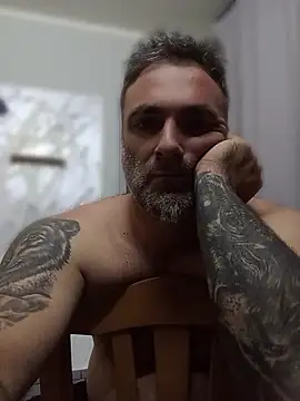 wifesfuckerpu webcam