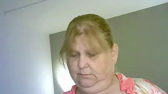 sylviastar46 (Ask my age) - Kies 1 ding uit fooimenu