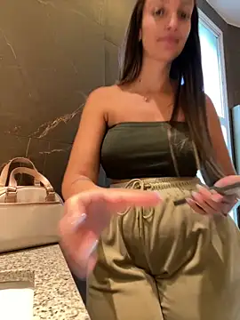  BelleLouiseVp chat room