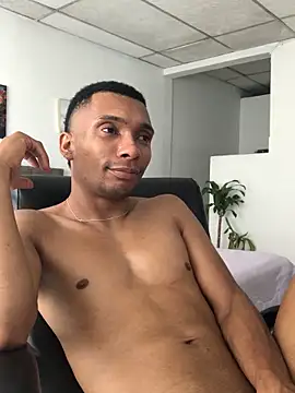 Aaronblack1_