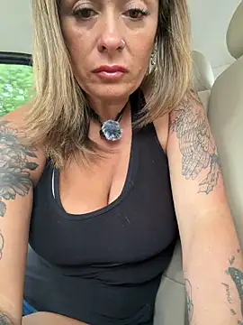 bossyroxy84 webcam