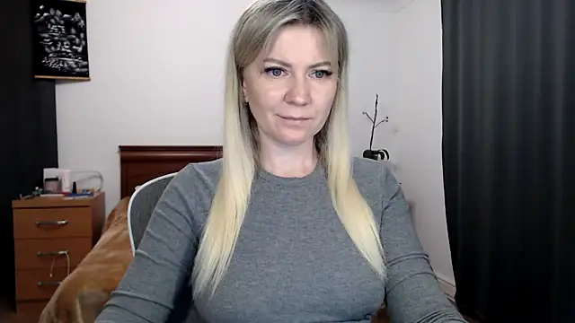 ParadiseAlina webcam