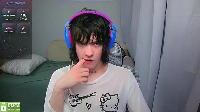 LeonBoykisser webcam