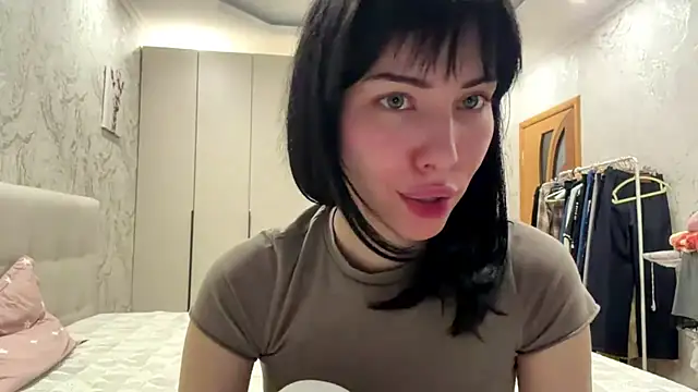 LuisaAlconcel webcam