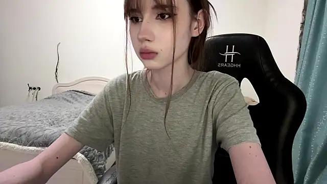 GiddyDoom webcam