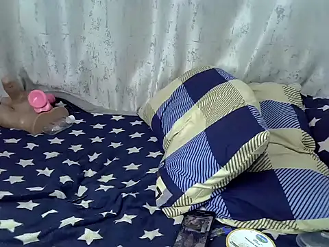 purplescarlet webcam
