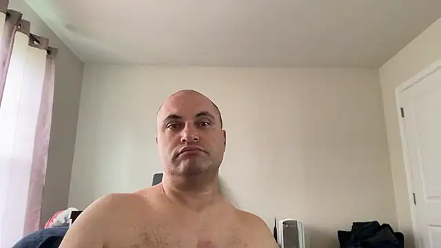 SluggishChase99 webcam