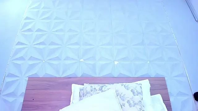 Stacey_white_ webcam