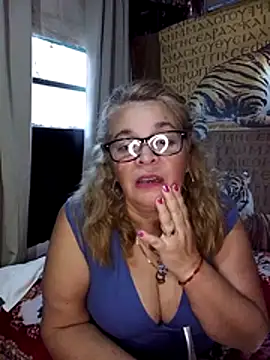 momismilf544 webcam