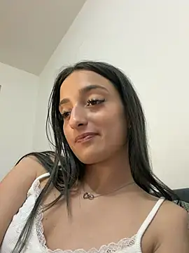 biancabyaa - Biancabyaa's free webcam - UK Sex Cams