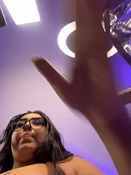 KatlynRous webcam