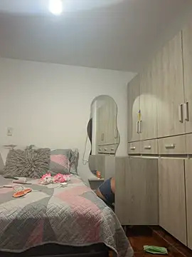 mia_mancinii webcam
