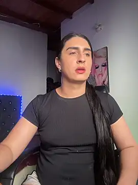 lola_diez webcam