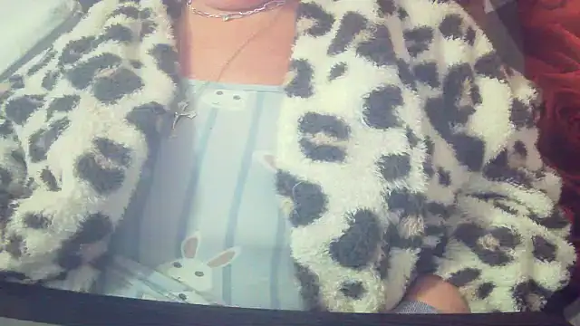 Playful_MILF_Demi webcam