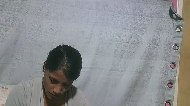 SexyIndianSky69 webcam