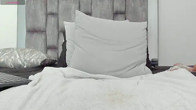 alyssia_ocean webcam