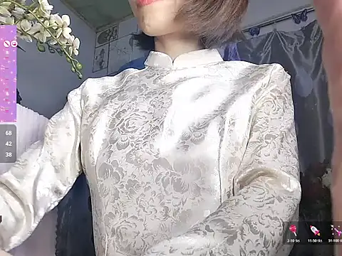Lucy_limon's room