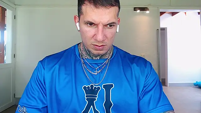 Shane_Clay webcam