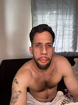 Karim_mansur webcam