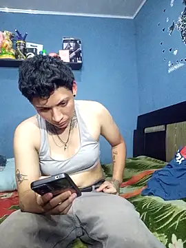 tomi_tomboy webcam