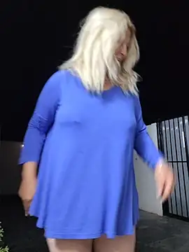 Divineblond webcam