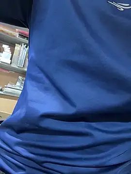 adrianrinaldi (M twink) - show ass