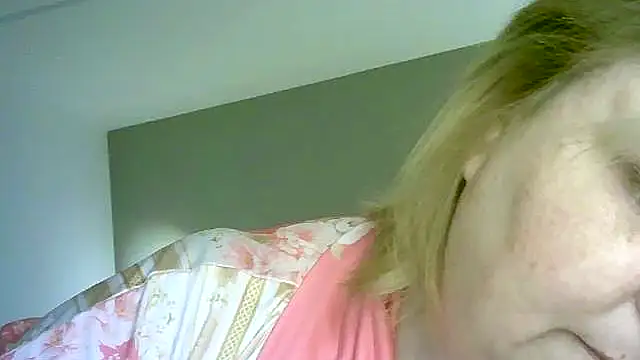 sylviastar46 (Ask my age) - Kies 1 ding uit fooimenu