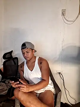 Felix_Asher webcam
