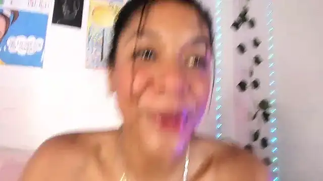 ElectraaJoness webcam