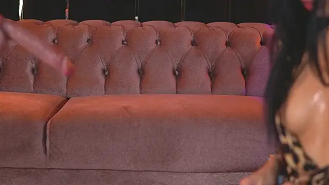 ravennadarcy - RavennaDArcy's free webcam - UK Sex Cams