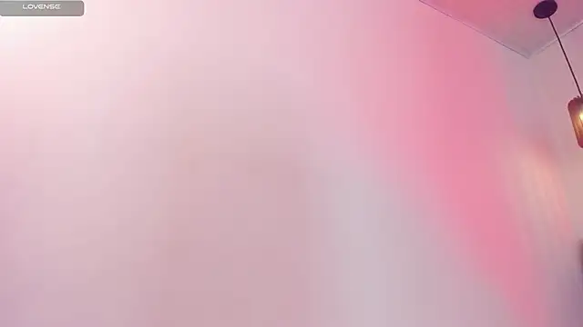 dolly_zoe webcam