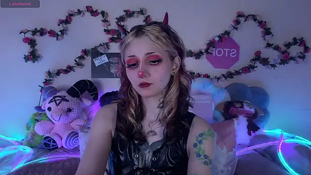 _devill_baby - _Devill_Baby's free webcam - UK Sex Cams