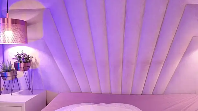 AlyssaRay webcam