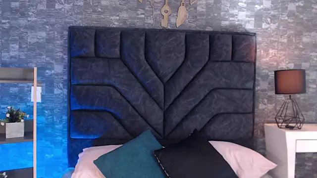 emy_fg webcam
