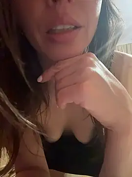 ToriSouletyx webcam